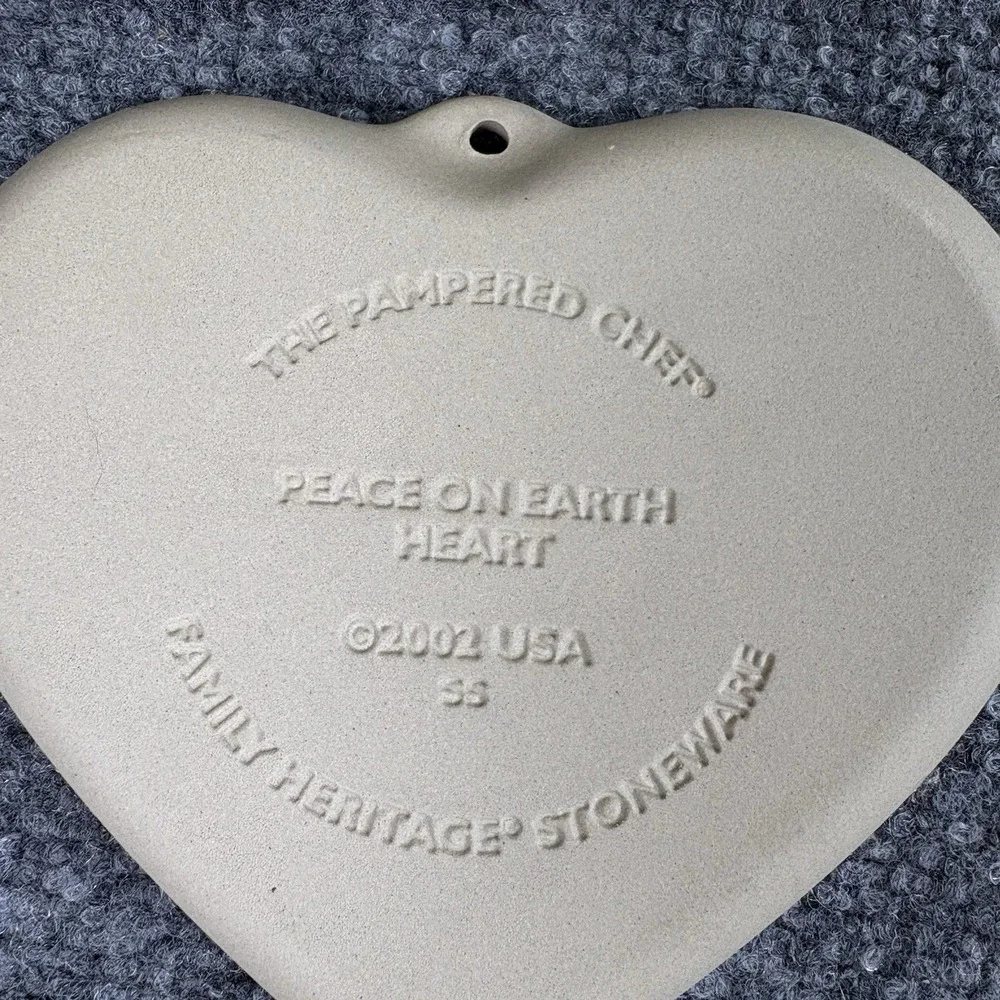 3 Vintage Pampered‎ Chef Family Heritage Heart Cookie Mold Hospitality Peace Y2K
